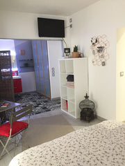 Adorable studio neuf 22 M2 tout équipé au calme en RDC .<br />Accès  indépendant  Studio neuf indépendant dans maison bourgeoise . Entire rental unit vacation rental 35327833