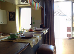 T2 lumineux, tout confort (lave-linge qui fait aussi sèche-linge, et lave vaisse Bordeaux, France T2 lumineux, tout confort, Marché des Capucins Entire rental unit vacation rental 18930220