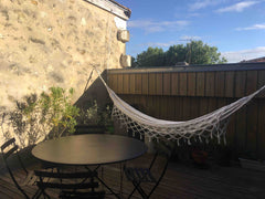 Emplacement idéal pour ce bel appartement de 70m2 avec 2 chambres et une jolie t Bordeaux, France Bel appartement à l’emplacement idéal !! Entire rental unit vacation rental 24390913