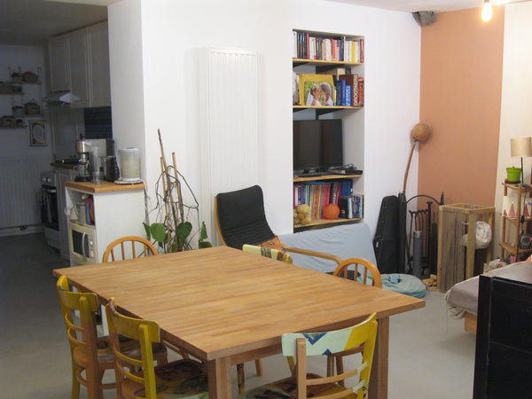 Situé près de la barrière de Saint-Gilles à deux pas du parc de Forest, bien des  logement confortable et bien situé Entire rental unit vacation rental 48985594