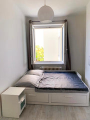 The cosy apartment is is 1-2 minute walk from tram station – 10-12 minutes by tr  Small apartment close to Prague castle Entire rental unit vacation rental 657658062326005640