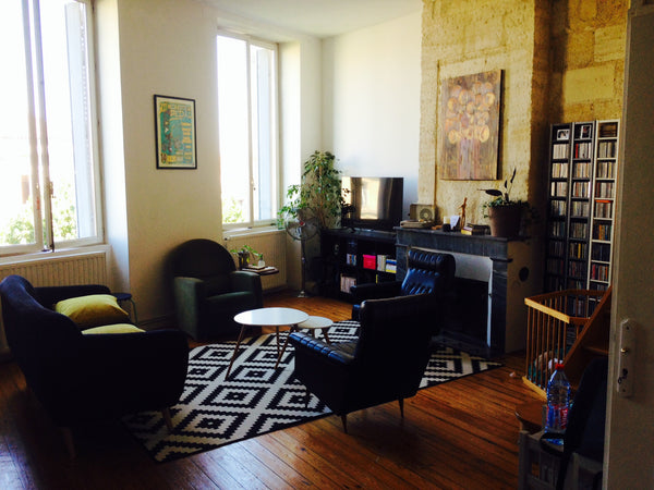 Mon logement est proche de tous les centres d'intérêts de la ville de Bordeaux d Bordeaux, France Bel appartement familial en plein centre ville Entire rental unit vacation rental 3080222