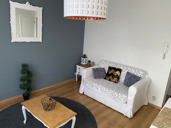 Appartement une chambre située dans le cartier européen (entre Schuman et Merode Zambrow, Poland Bel et confortable appartement Entire rental unit vacation rental 50819781
