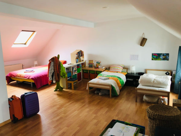 !!!! PAS D’HOMMES SEULS !!! <br /><br />Chambre Familiale 2 adultes et 2 enfants Brussels, Belgium Chambre familiale à 400m de la gare du Midi Private room in home vacation rental 35780775