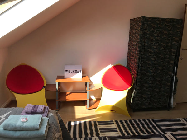 Kick back and relax in this calm, stylish space.<br />Located in Ixelles- Brusse Brussels, Belgium Lovely private room in charming area of Brussels Private room in rental unit vacation rental 51976237