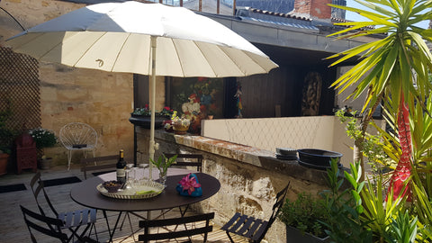 Un charme fou pour cet appartement contemporain au cœur du quartier historique d Bordeaux, France Loft contemporain avec terrasse et garage Entire loft vacation rental 8810275