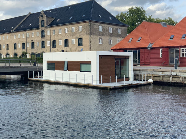This beautiful newly built houseboat floats in one of Copenhagen's best location Copenhagen, Denmark Modern houseboat - In the quiet part of downtown Entire condo vacation rental 666538748593669910
