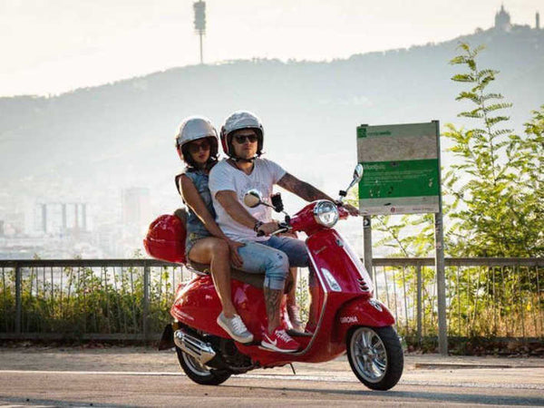 Newly refurbished rooms are now available,  complimentary Wi-Fi, luxury white co Vienna, Austria COLONY Apartment Saloon incl. free Vespa LX50 Entire rental unit vacation rental 40026362
