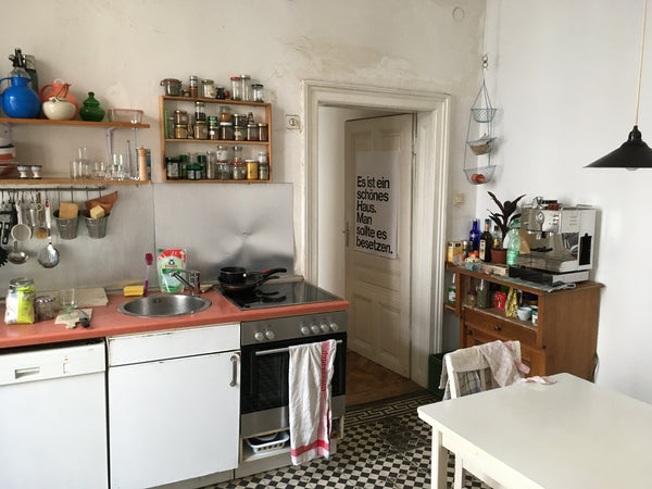 This beautiful viennese old-building flat is located in the 7th district and tha Vienna, Austria Cozy, central room in a viennese old-building Private room in rental unit vacation rental 44010463