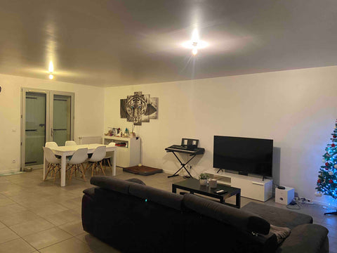 Ce logement paisible offre un séjour détente pour toute la famille pendant les f Bordeaux, France Maison résidentielle avec places de parking Entire home vacation rental 53921533