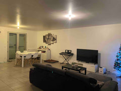 Ce logement paisible offre un séjour détente pour toute la famille pendant les f Bordeaux, France Maison résidentielle avec places de parking Entire home vacation rental 53921533