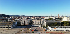 T4 récent avec une vue imprenable sur Lyon.<br />3 chambres, 2 salles de bain<br Lyon, France T4 vue panoramique sur Lyon proche métro B Entire condo vacation rental 14617329