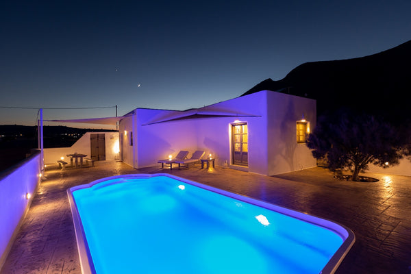 Elixirium villa is a fully renovated house at the area of Perissa.<br />Located  Greece Elixirium Villa with private Swimming pool Entire home vacation rental 41727551