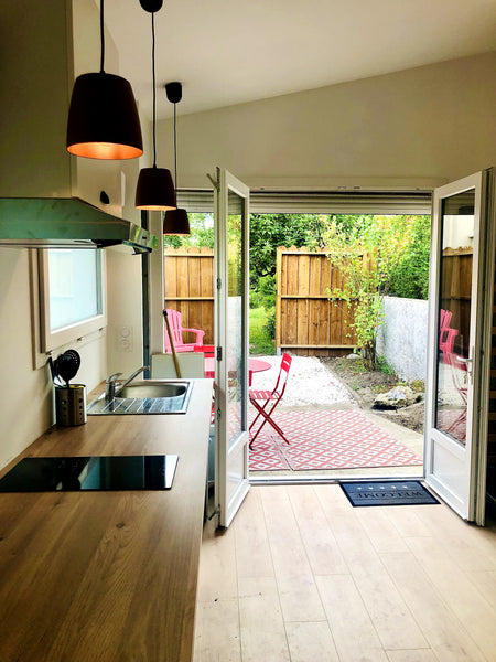 Ce logement paisible offre un séjour détente pour toute la famille à deux pas de Villenave-d'Ornon, France Logement familial au calme Entire guest suite vacation rental 660072174125726273