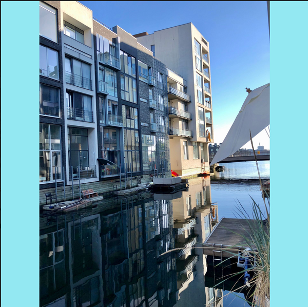 Get up in the morning and watch the sunlight reflect in the water and 'dance' on Copenhagen, Denmark Park your kayak here! Directly access to the water Entire rental unit vacation rental 1239567