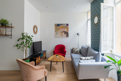 Bel appartement meublé 2 chambres de 66m2 au calme dans une rue prochaine de la   Pomme d'Or - Magnifique 2 chambres aux Chartrons Entire rental unit vacation rental 645464124551628925