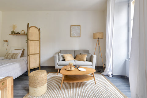 This splendid studio offers you all the comfort and charm for an exceptional sta  Slendid Studio next to the Basilique St Michel Entire rental unit vacation rental 585449001599646403