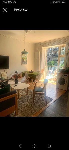 English:<br />55 m2 apartment located in Central nørrebro (recently named best n  Lovely 1-bedroom apartment with balcony Entire condo vacation rental 52711056