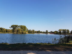 tram c juste a cote , centre commercial  a cote pas loin du centre ville Bordeaux, France aprt t2 Shared room in rental unit vacation rental 31289313