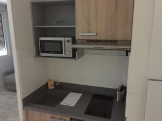 Dans une résidence neuve de haut standing, sécurisée et à 100m du Tram Ligne B " Bordeaux, France STUDIO 22m2 BORDEAUX Entire rental unit vacation rental 35777487