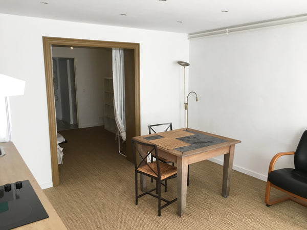 Très beau studio entièrement rénové à 5 minutes à pied des institutions européen Brussels, Belgium Joli studio à 5 min des institutions européennes Entire rental unit vacation rental 18309873