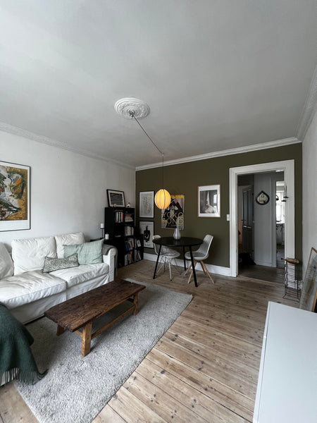 Spacious 2 room apartment in the heart of Østerbro. Easy transport(15min) to the Denmark 2 room apartment central Copenhagen with balcony Entire condo vacation rental 604721110000437372