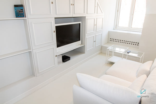 Welcome to my MODERN, minimalist furnished apartment in the GREEN DISTRICT of Vi  MODERN, MINIMALIST APARTMENT IN VIENNA Entire rental unit vacation rental 44159488