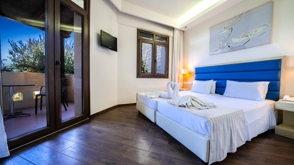 Forest Park Hotel is a traditional family hotel in Rethymno, Crete. It's locatio Rethimnon, Greece Forest Park Hotel - Superior Suite Room in hotel vacation rental 49603546