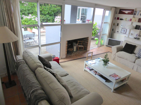 Maison atypique à Bordeaux Caudéran de 150 m2. rdc: salon, salle à manger, cuisi Bordeaux, France Maison d'architecte à Bordeaux Entire home vacation rental 3491947