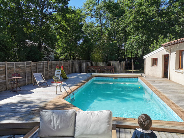 Maison familiale avec espace de vie agréable, spacieux et convivial, une chambre  Maison avec piscine entre plage et centre ville Entire home vacation rental 43741110