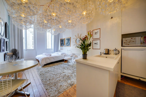 Chez Rose is a beautiful 40 m² studio, in an outbuilding of a magnificent Bordea Rennes, France CHEZ ROSE - Cosy Apt in Bordeaux's Downtown Private room in rental unit vacation rental 51592419