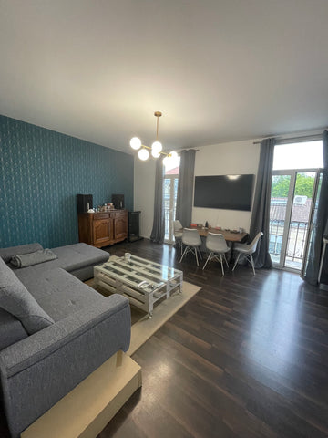 T2 50m carré, déco chic, bel immeuble en pierre bordelais, proche hyper centre a Bordeaux, France GrandT2 50m²  bordeaux centre Pellegrin/saintgenes Entire rental unit vacation rental 49108380