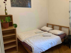 Keep it simple at this peaceful and centrally-located place. Vienna, Austria Quiet room near Hundertwasserhaus Private room in rental unit vacation rental 51665426