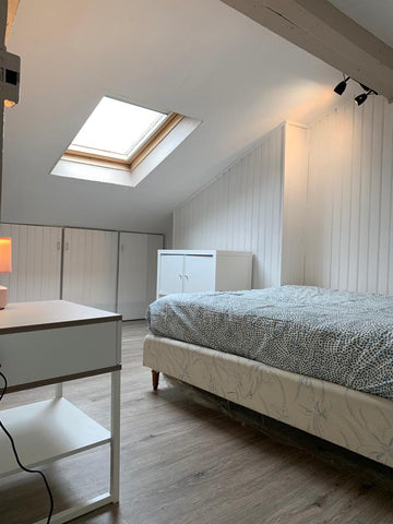 Profitez d'un séjour à Bordeaux dans un appartement charmant et spacieux à seule Bordeaux, France Bordeaux : Chambre proche centre-ville Private room in rental unit vacation rental 567070564851653491