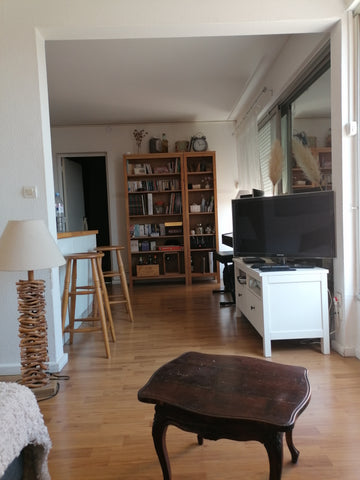 T2 de 40m² Bordeaux<br /><br />Quartier tranquille et idéalement situé.<br />Qua Bordeaux, France T2 40m² Bordeaux terrasse + parking + clim Entire condo vacation rental 42368007