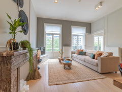 This beautiful one-bedroom apartment is full of light and the many windows are o Brussels, Belgium Sweet Inn | Spacious 1BR Apt. in the Toison d'Or Entire rental unit vacation rental 37438517