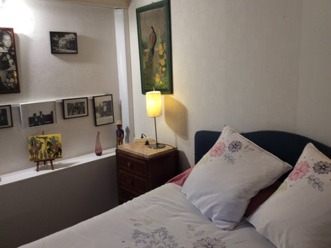 Chambre à coucher autonome dans une grande maison familiale. Accès direct par un Bordeaux, France Chambre & SDB indépendante dans maison familiale. Private room in bed and breakfast vacation rental 27284947