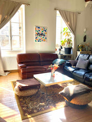 Grand appartement dans l’hyper centre de Bordeaux.<br /><br />Situé au cœur du q Bordeaux, France Grand appartement lumineux 100m2 Entire rental unit vacation rental 559918875616682195