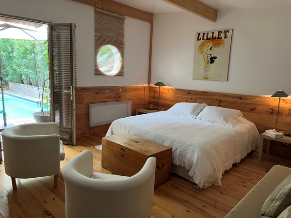 Située au cœur d'un écrin de verdure, au fond d'un chemin privé, ce chaleureux s France Petit studio indépendant avec piscine Entire home vacation rental 717093034525893758