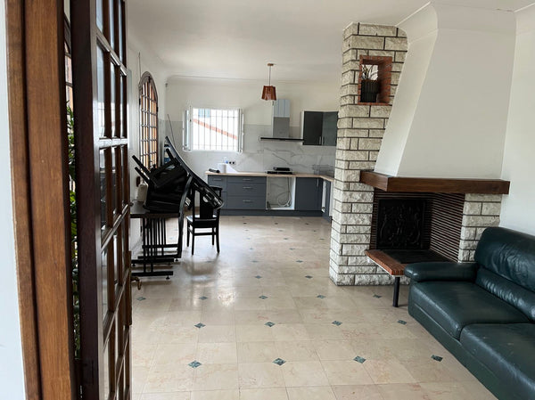 Endroit Calme proche bordeaux centre, ⌚️arrive entre 15h -17h , départ avant le  Talence, France #1 / Bordeaux talence, dans une maison+ chauffage Private room in home vacation rental 658454056510184134