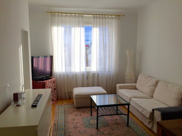 Das charmante Studio ist sehr zentral gelegen , sehr hell und ruhig und schaut i Vienna, Austria Zentral, hell, ruhig - Cozy living beim Stadtpark Entire rental unit vacation rental 39581937
