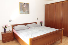 Dieses 36 m² große Ferienappartement bietet genügend Platz für 2 Personen. Das h  Holiday Apartment - Court Yard Entire rental unit vacation rental 29202956