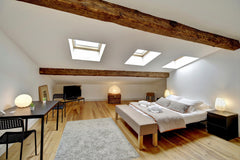 Located on the 3rd floor of a stone building from the 18th century, this lovely  Bordeaux, France L'ANNEXE BORDELAISE en plein cœur de Bordeaux Entire rental unit vacation rental 43813904