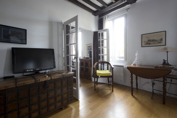 Romantic apartment in the heart of Paris<br /><br /><b>The space</b><br />This c  CUTE AND COSY FLAT +VIEW ON PANTHEON Entire rental unit vacation rental 24930927