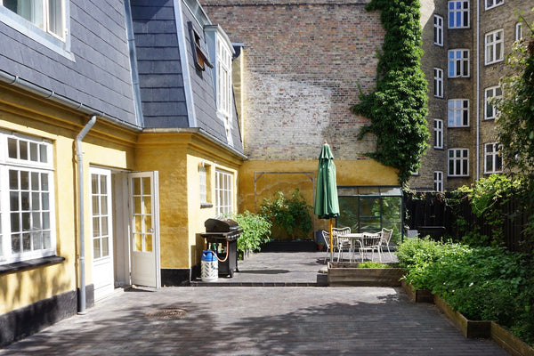 Unique 180 m2 Townhouse with loft like qualities and private sunny courtyard. Lo Copenhagen, Denmark Spacious Townhouse,  Great location Entire home vacation rental 10941966