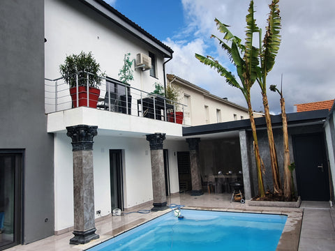 BELLE VILLA d'architecte sur 3 plateaux.  Equipée d'une piscine, sauna finlandai Pessac, France Magnifique villa d 'architecte. Entire home vacation rental 32370195