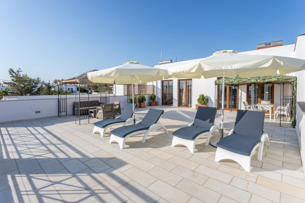 This two bedroom apartment is located just 30 meters from one of the most famous  Ariadne Apartment in Plaka Beach Entire rental unit vacation rental 26094807