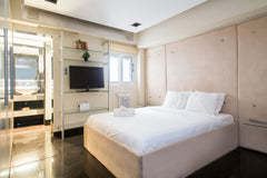 A luxurious flat in the most prestigious area of Athens, near the Parliament and Chalandri, Greece Cosy luxurious suite-apartment in central Athens! Entire rental unit vacation rental 42746904