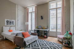 POSSIBILITÉ DE FAIRE UN GROS PRIX, CONTACTEZ MOI PAR MESSAGE (uniquement tant qu Bordeaux, France Beau studio au coeur de Bordeaux Entire rental unit vacation rental 40340921