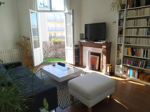 hypercentre, 3eme et dernier étage.<br />très lumineux, sans vis-à-vis direct. b Bordeaux, France 3-pièces avec balcon, hypercentre Entire rental unit vacation rental 6923469